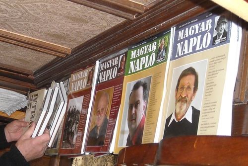 http://www.irodalmijelen.hu/sites/default/files/field/image/rkos%20074magyar%20naplo.jpg